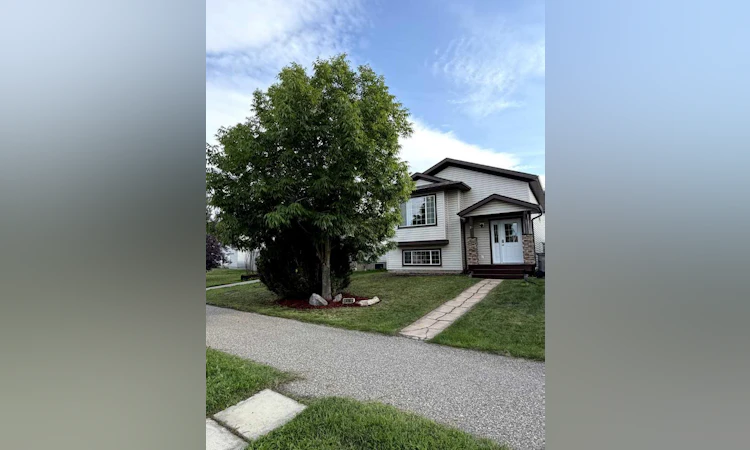 116 Pinnacle Boulevard