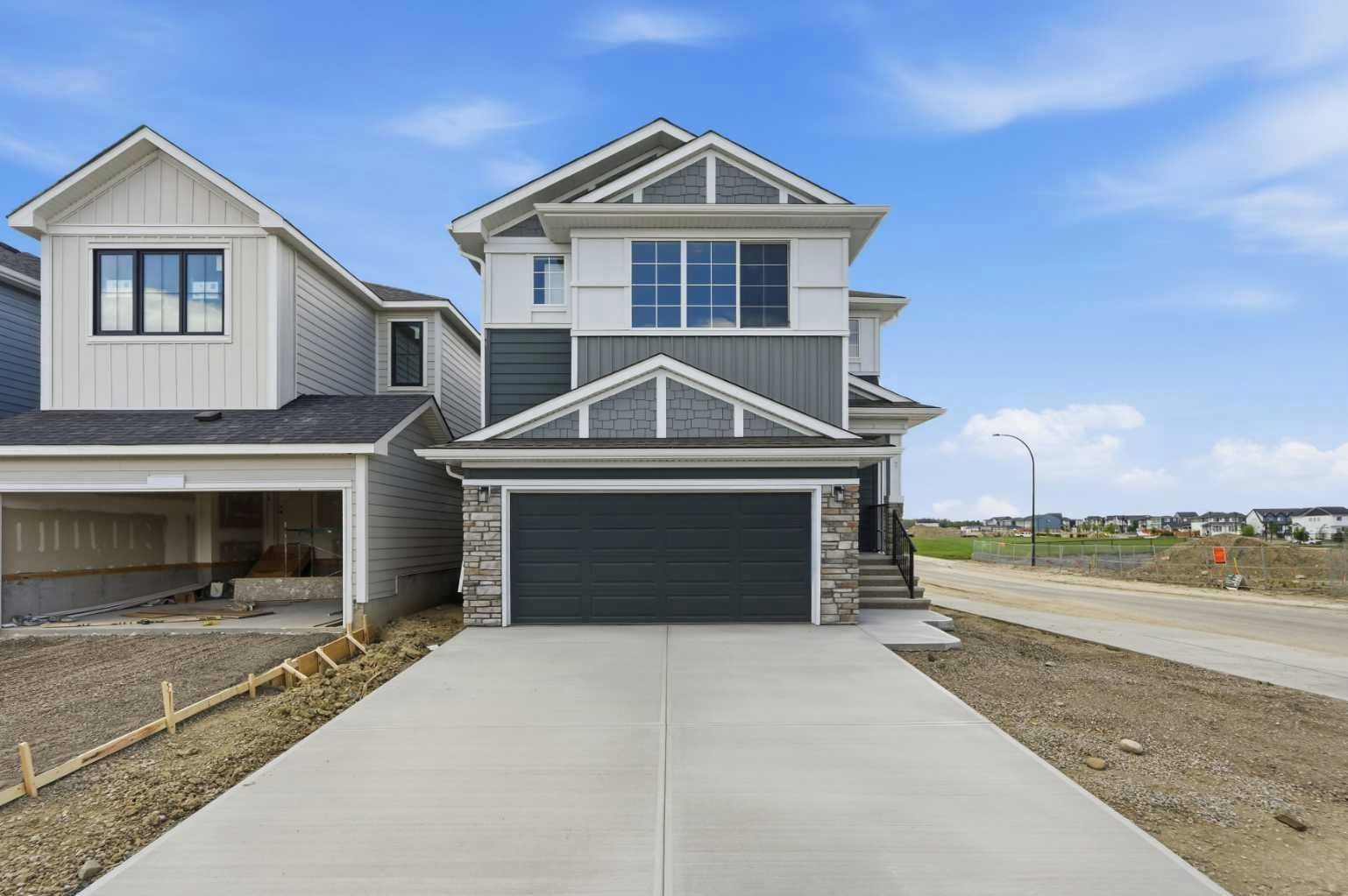 7 Verdure Gate SW, Calgary, AB, T2Y 1C4