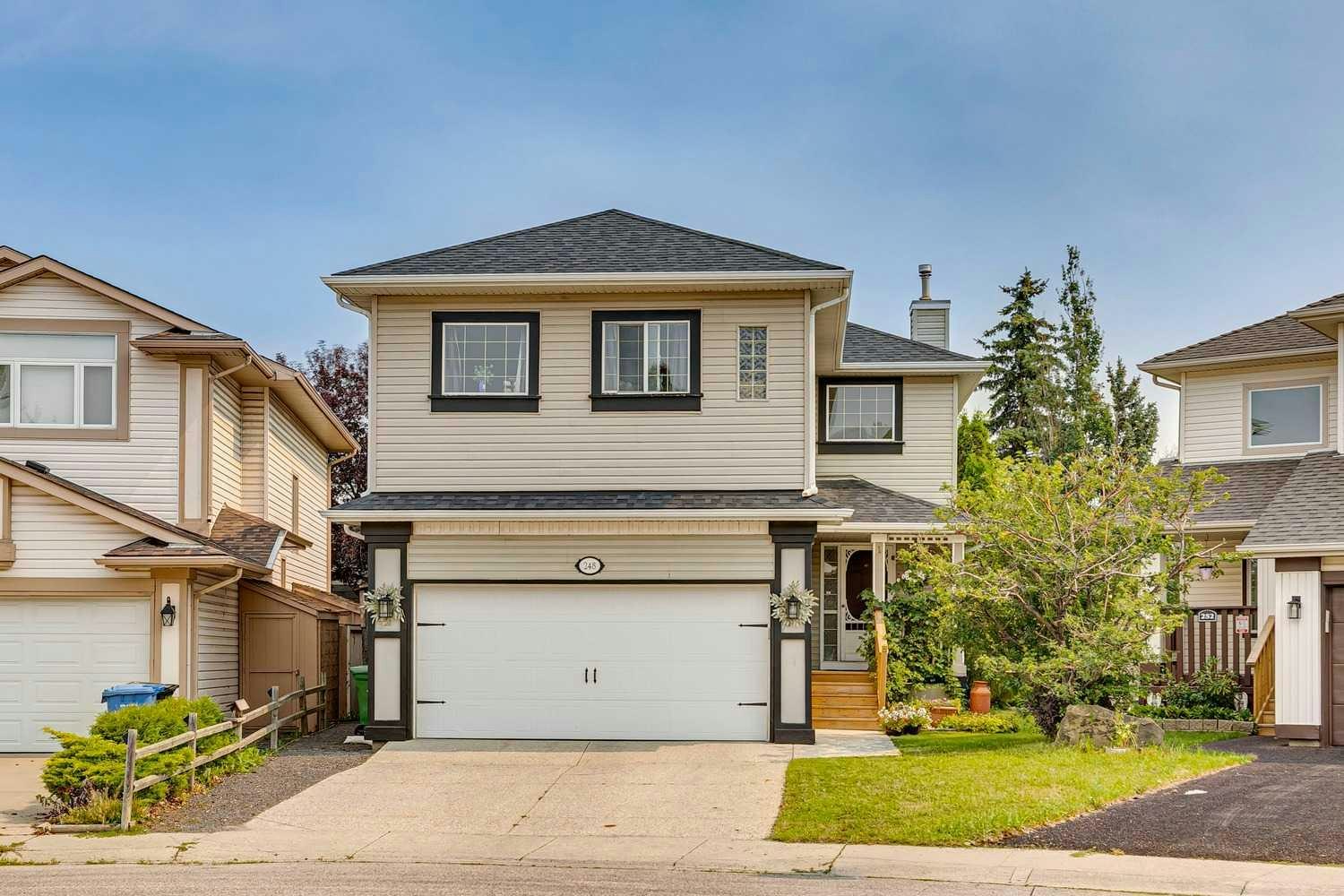 248 Douglas Ridge Green SE, Calgary, AB, T2Z 2T4