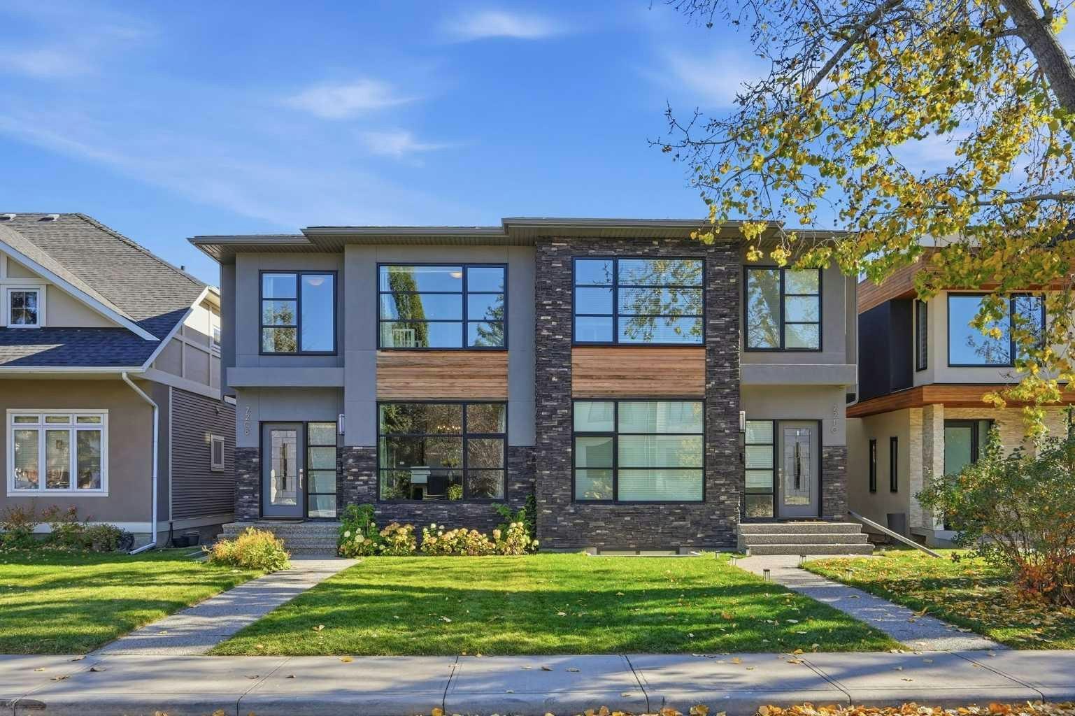 2208 32 Street SW, Calgary, AB, T3E 2R5