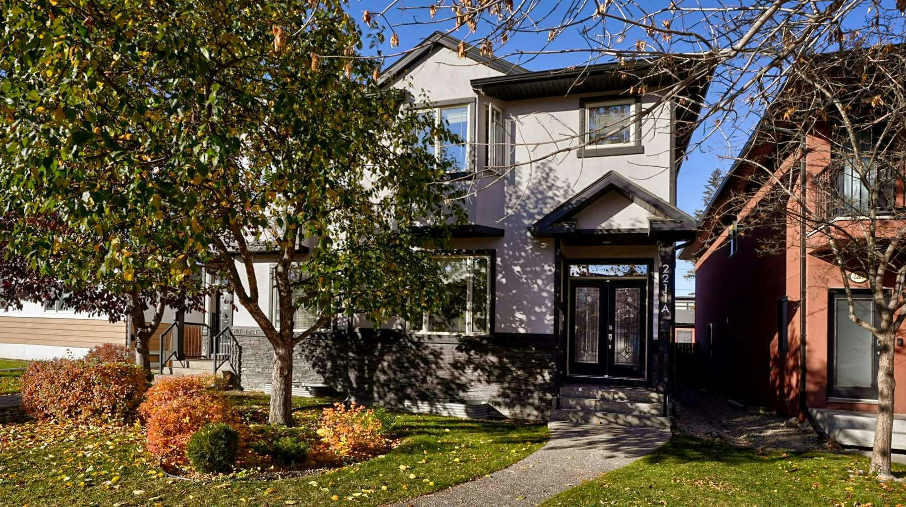 2211A 33 Street SW, Calgary, AB, T3E 2S9