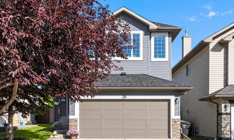 38 Somerside Crescent SW