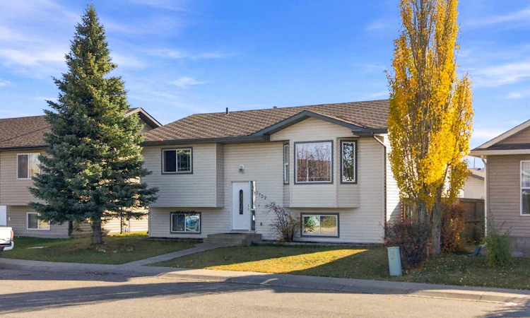 1702 Strathcona Place