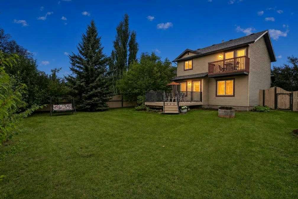 20 Chapman Court SE, Calgary, AB, T2X 3S6