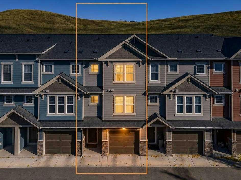 206 Cranbrook Square SE, Calgary, AB, T3M 3E3