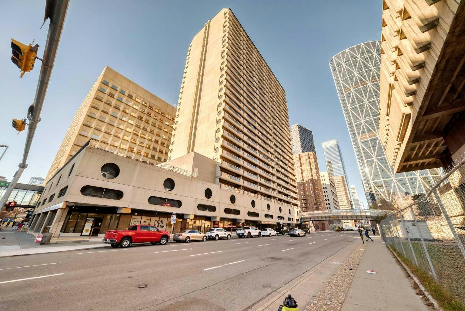 2110-221 6 Avenue SE, Calgary, AB, T2G 4Z9