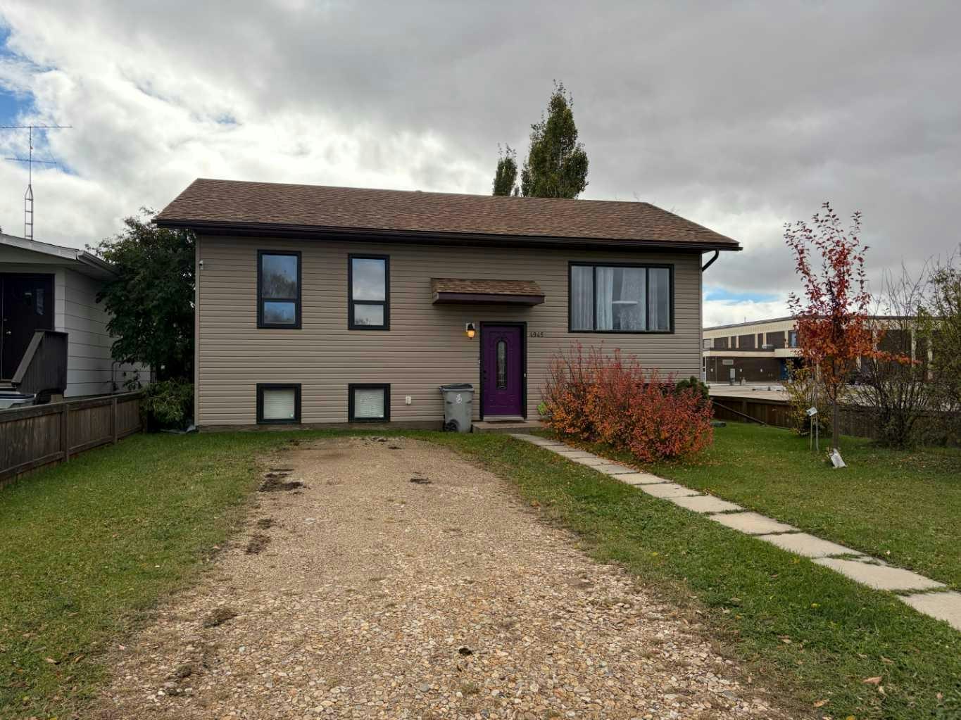 4945 59 Avenue, High Prairie, AB, T0G 1E0