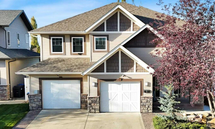 1 Ralston Place