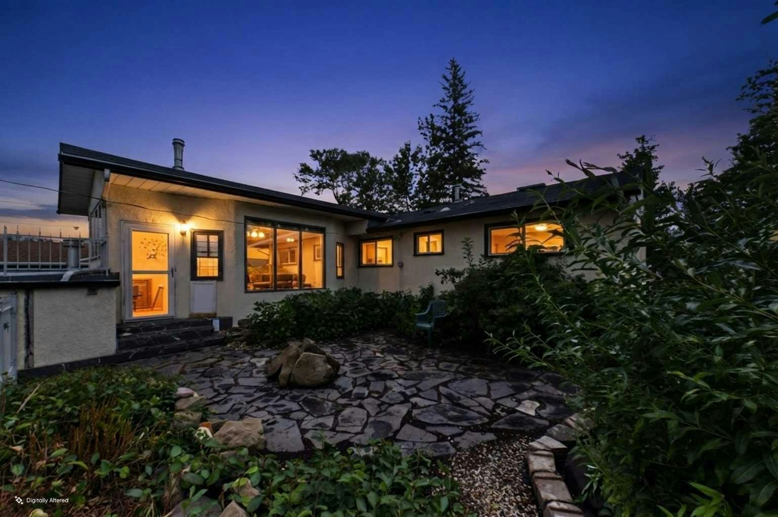 28 Franklin Drive SE, Calgary, AB, T2H 0T9