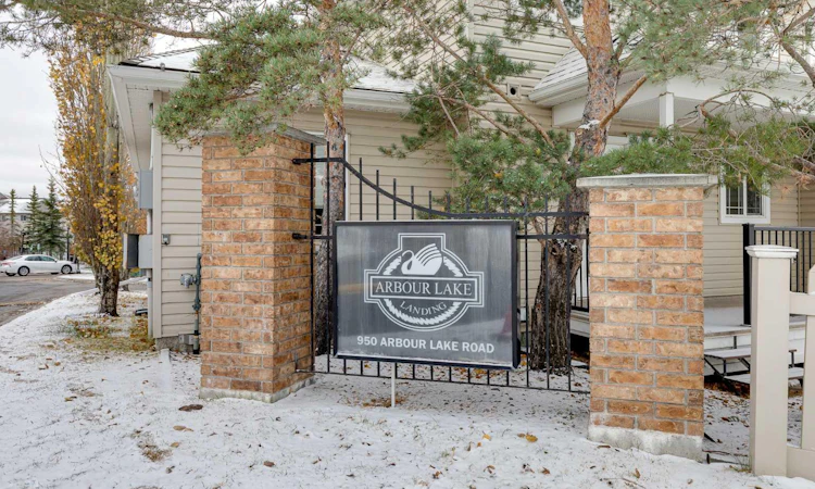 1113-950 Arbour Lake Road NW