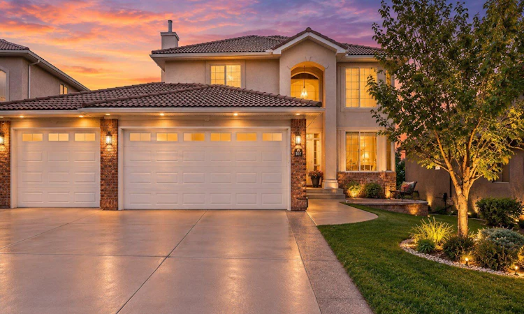 107 Arbour Vista Road NW