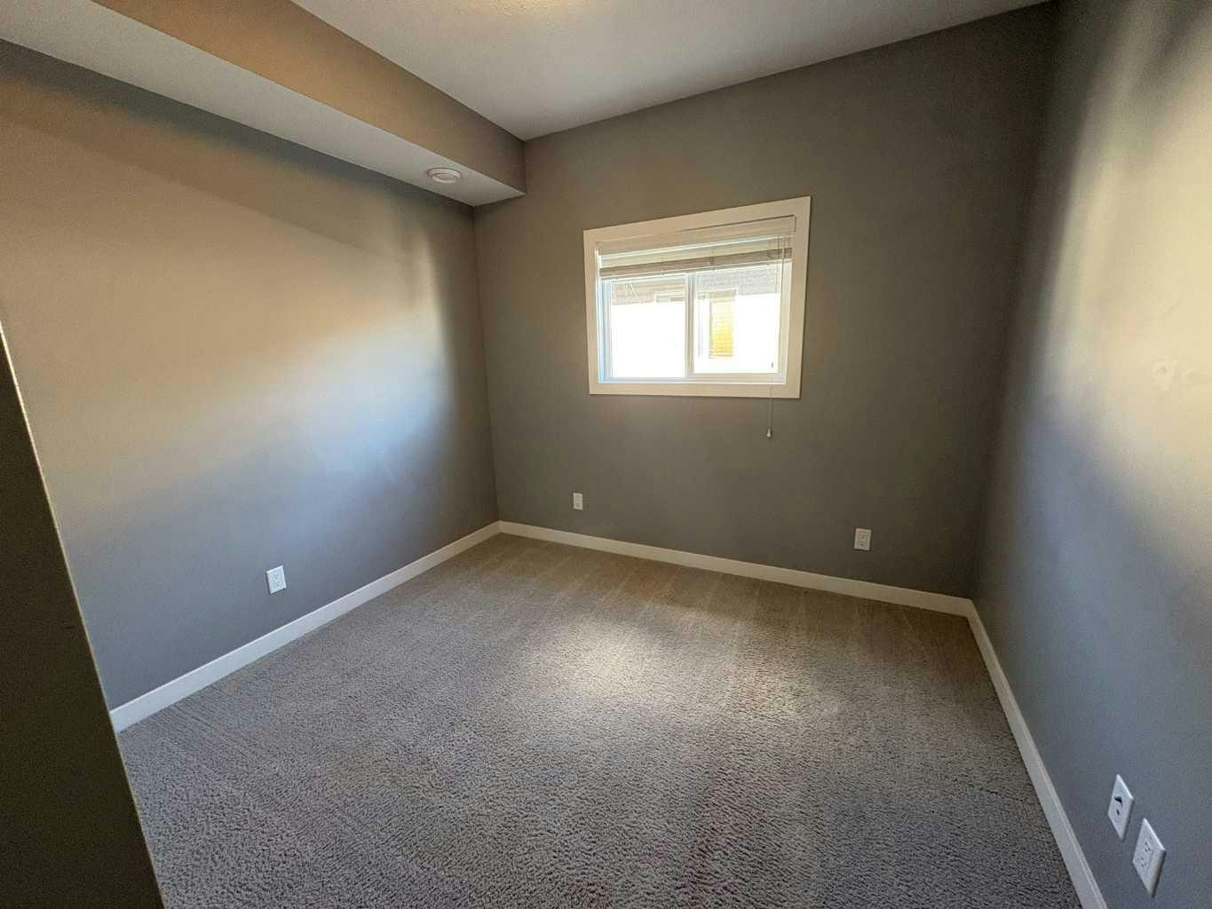B(UP)-10138 85a Street, Grande Prairie, AB, T8X 0N7 - 5