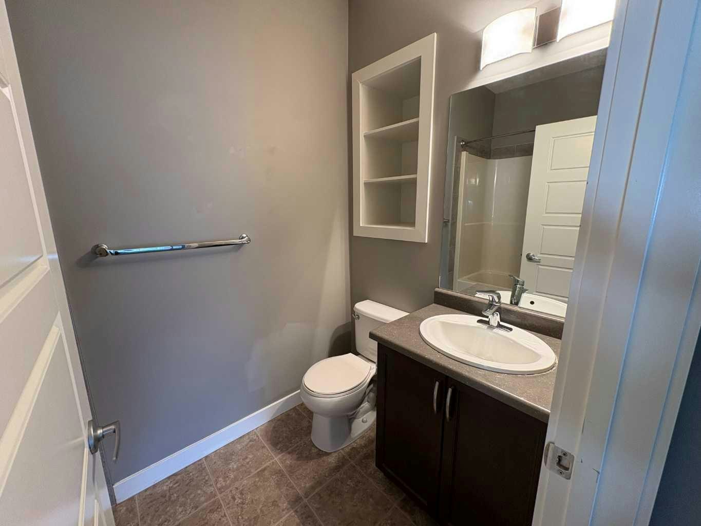 B(UP)-10138 85a Street, Grande Prairie, AB, T8X 0N7 - 6