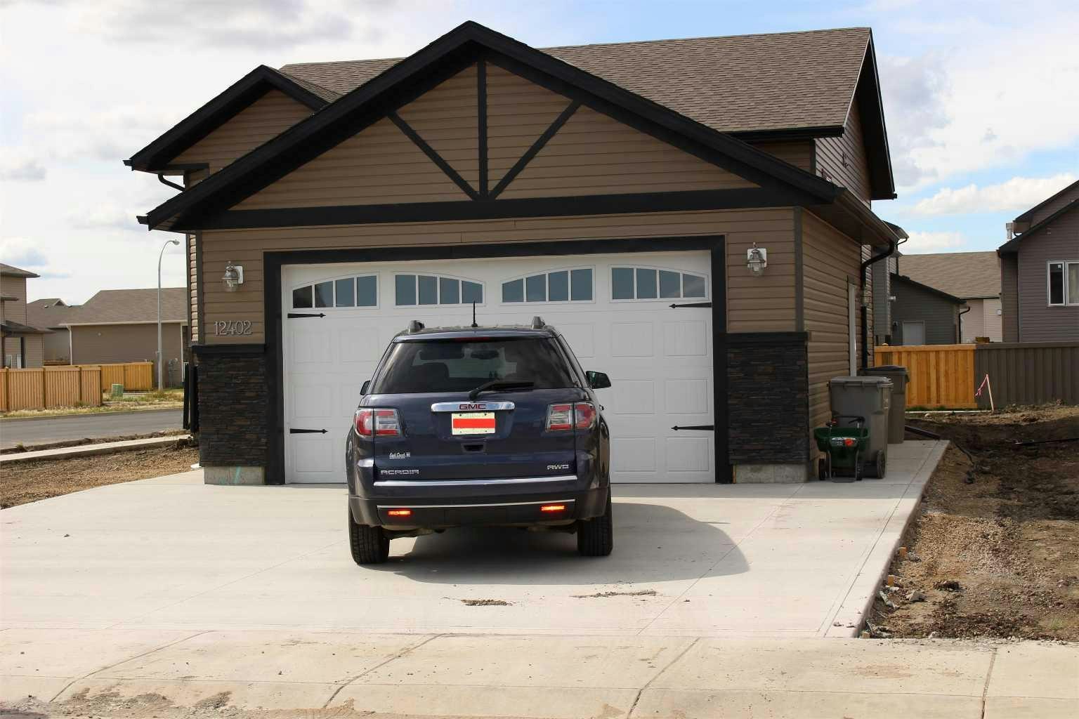 B(UP)-12402 102b Street, Grande Prairie, AB, T8V 6J2