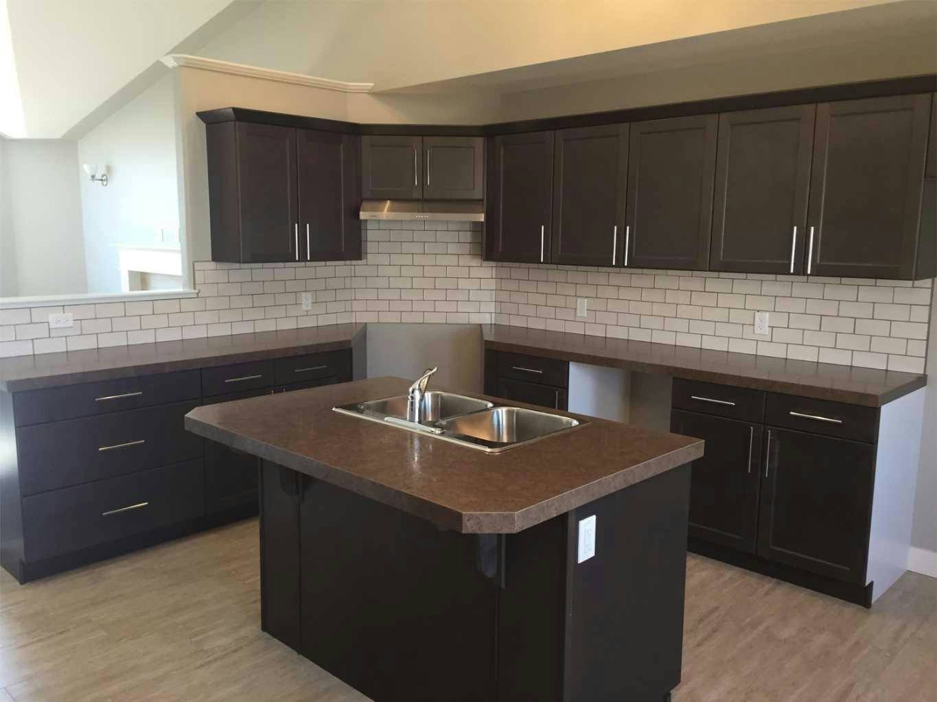 B(UP)-12402 102b Street, Grande Prairie, AB, T8V 6J2 - 2