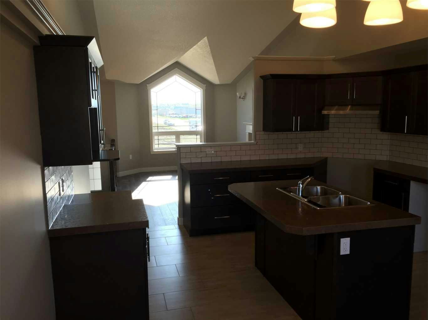 B(UP)-12402 102b Street, Grande Prairie, AB, T8V 6J2 - 4