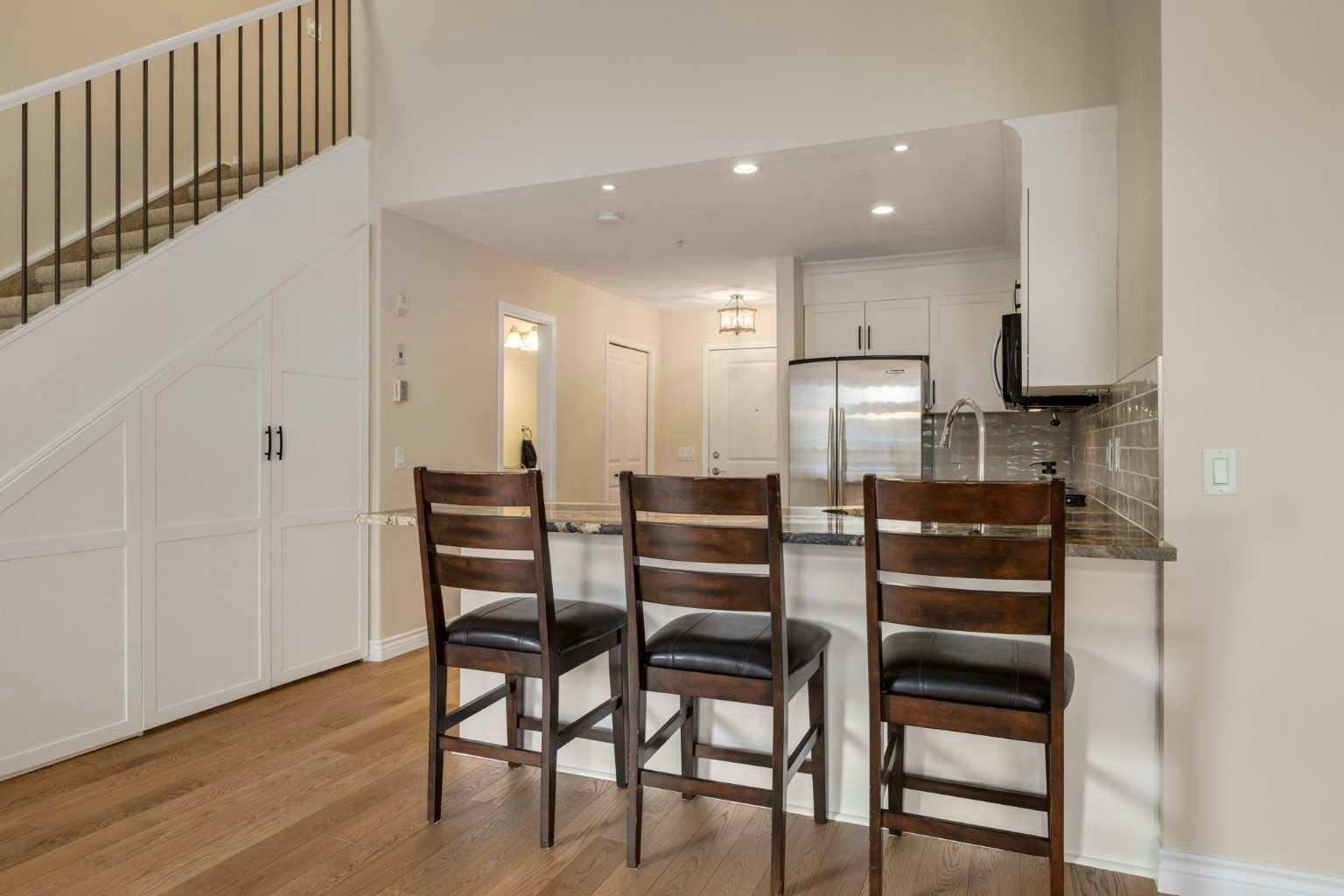 301-3651 Marda Link SW, Calgary, AB, T2T 6J7