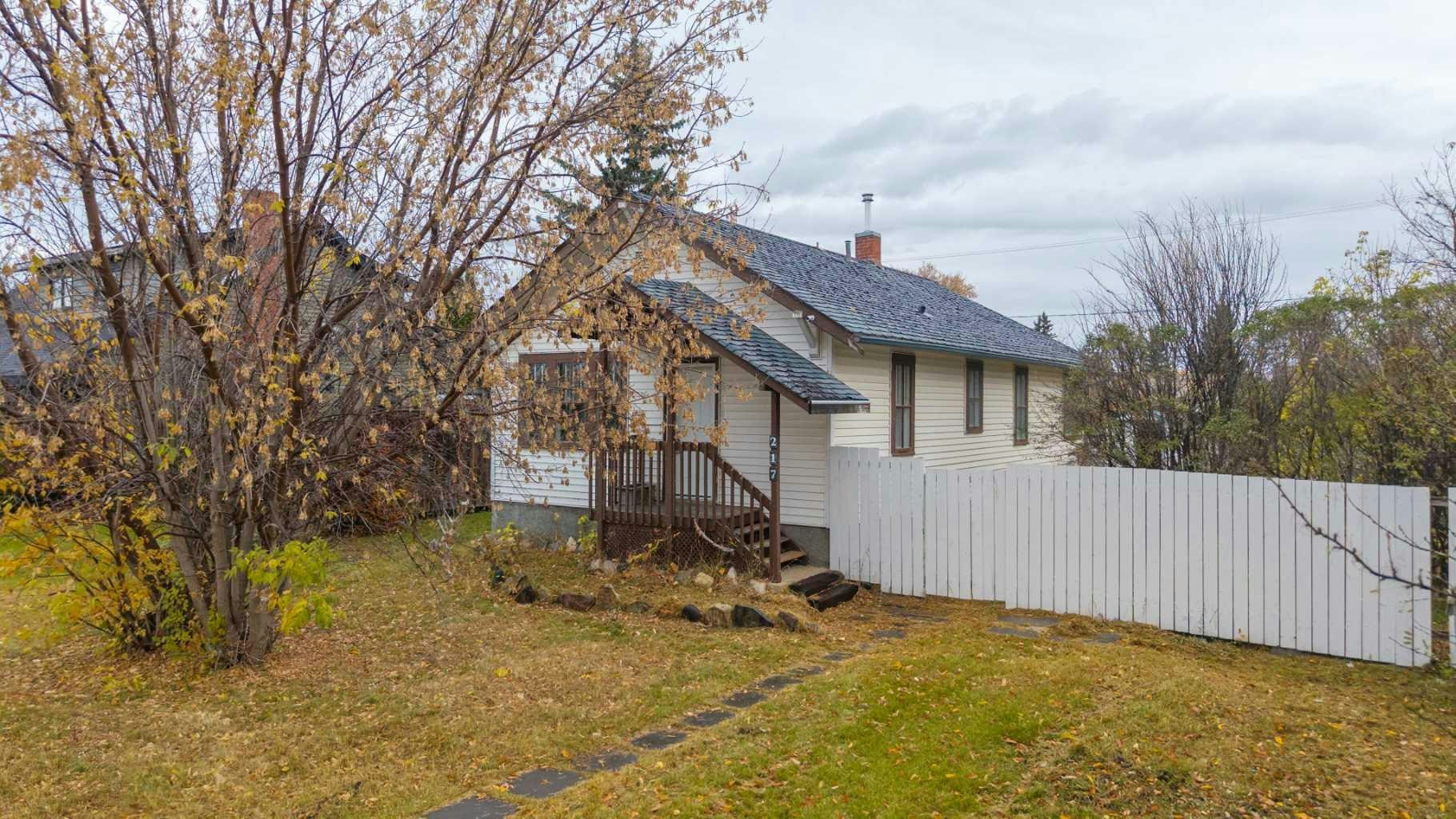 217 Main Street, Lashburn, SK, S0M 1H0