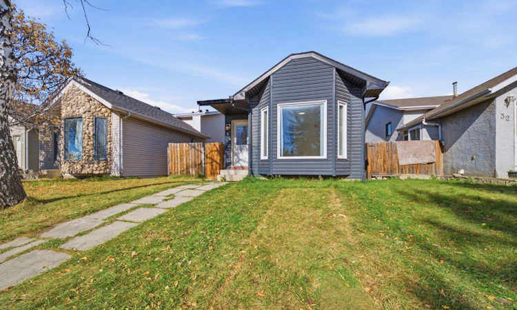 36 Taradale Close NE