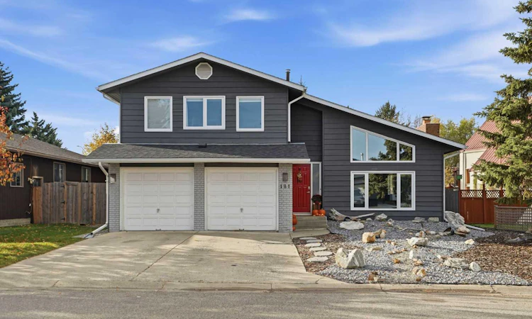 181 Woodbend Way