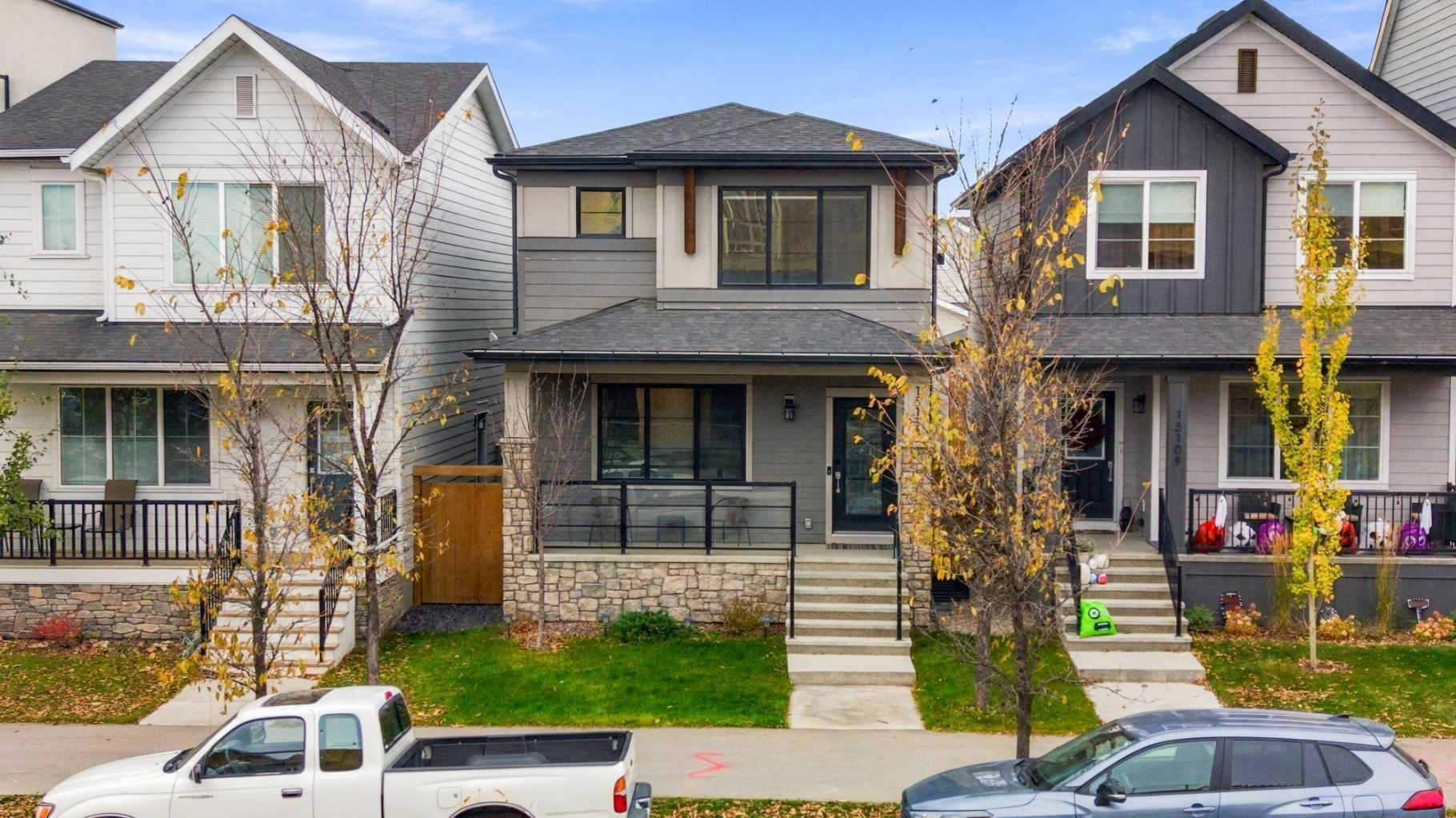 15113 37 Street SW, Calgary, AB, T2Y 0R7