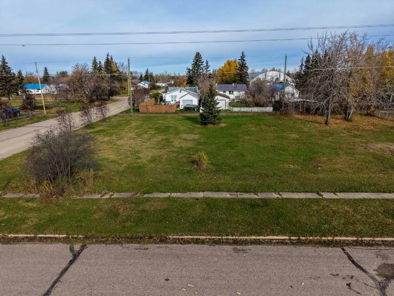 300 & 302 1 Avenue NE - 3
