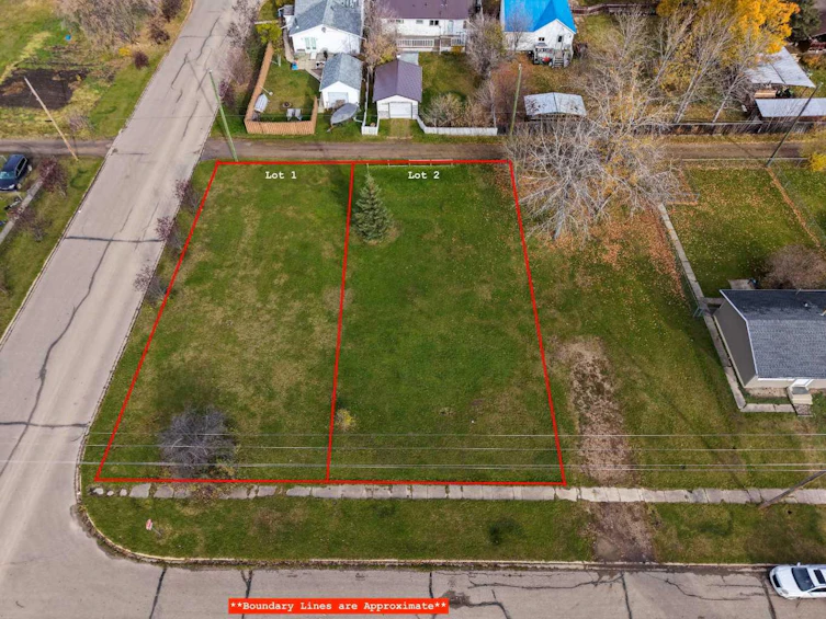 300 & 302 1 Avenue NE, Mclennan, AB, T0H 2L0