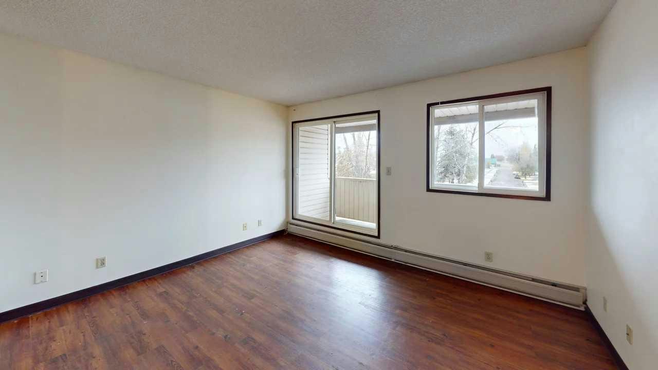 302-5117 44 Street, High Prairie, AB, T0G 1E0 - 4