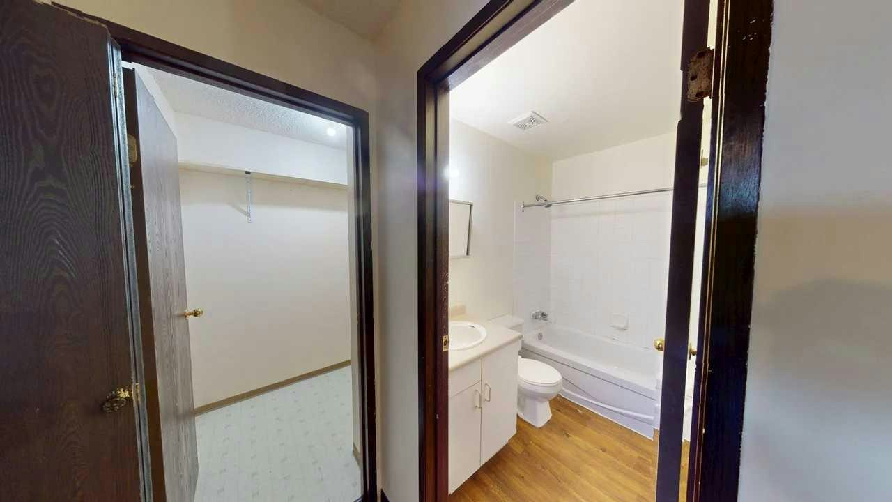 302-5117 44 Street, High Prairie, AB, T0G 1E0 - 8