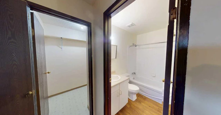 302-5117 44 Street, High Prairie, AB, T0G 1E0 - 8