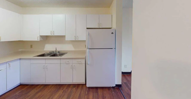 302-5117 44 Street, High Prairie, AB, T0G 1E0 - 3