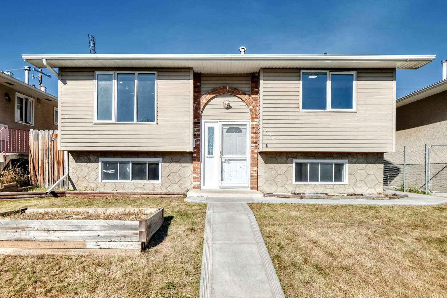 235 Margate Close NE, Calgary, AB, T2A 3E5