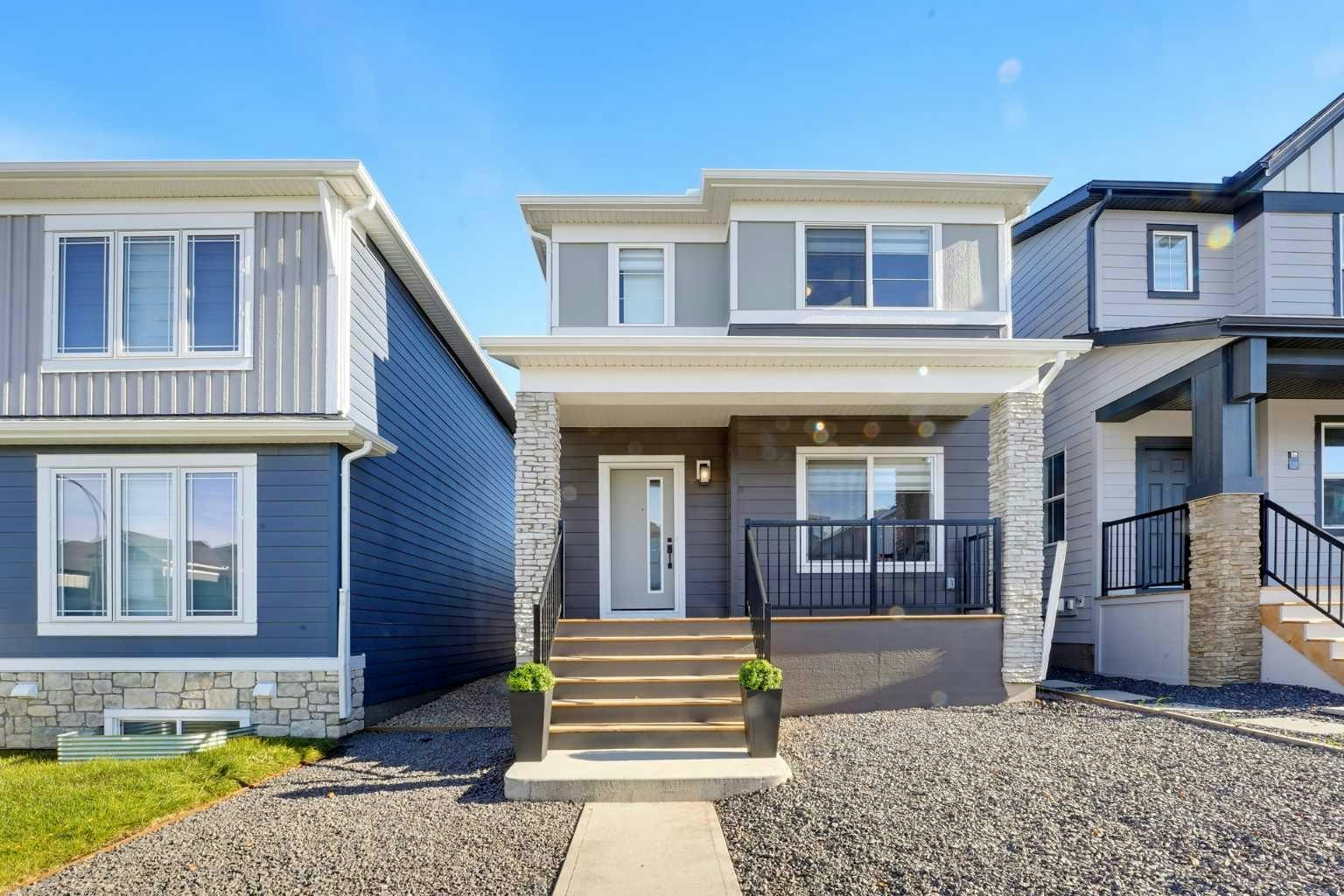 70 Versant View SW, Calgary, AB, T2Y 0X3