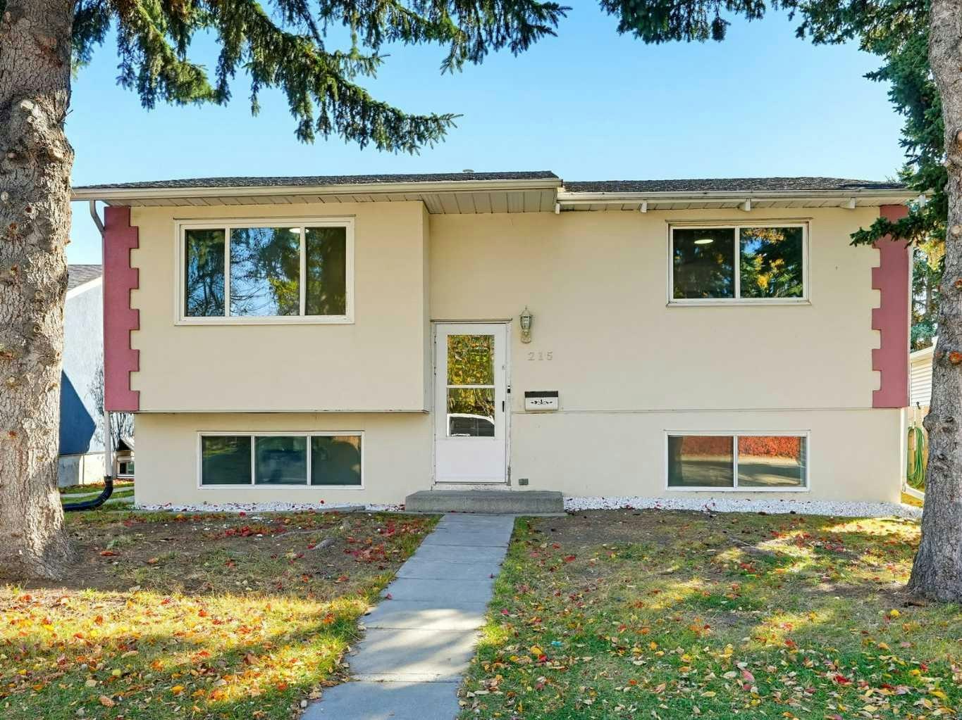 215 Rundlecairn Road NE, Calgary, AB, T1Y 2X8