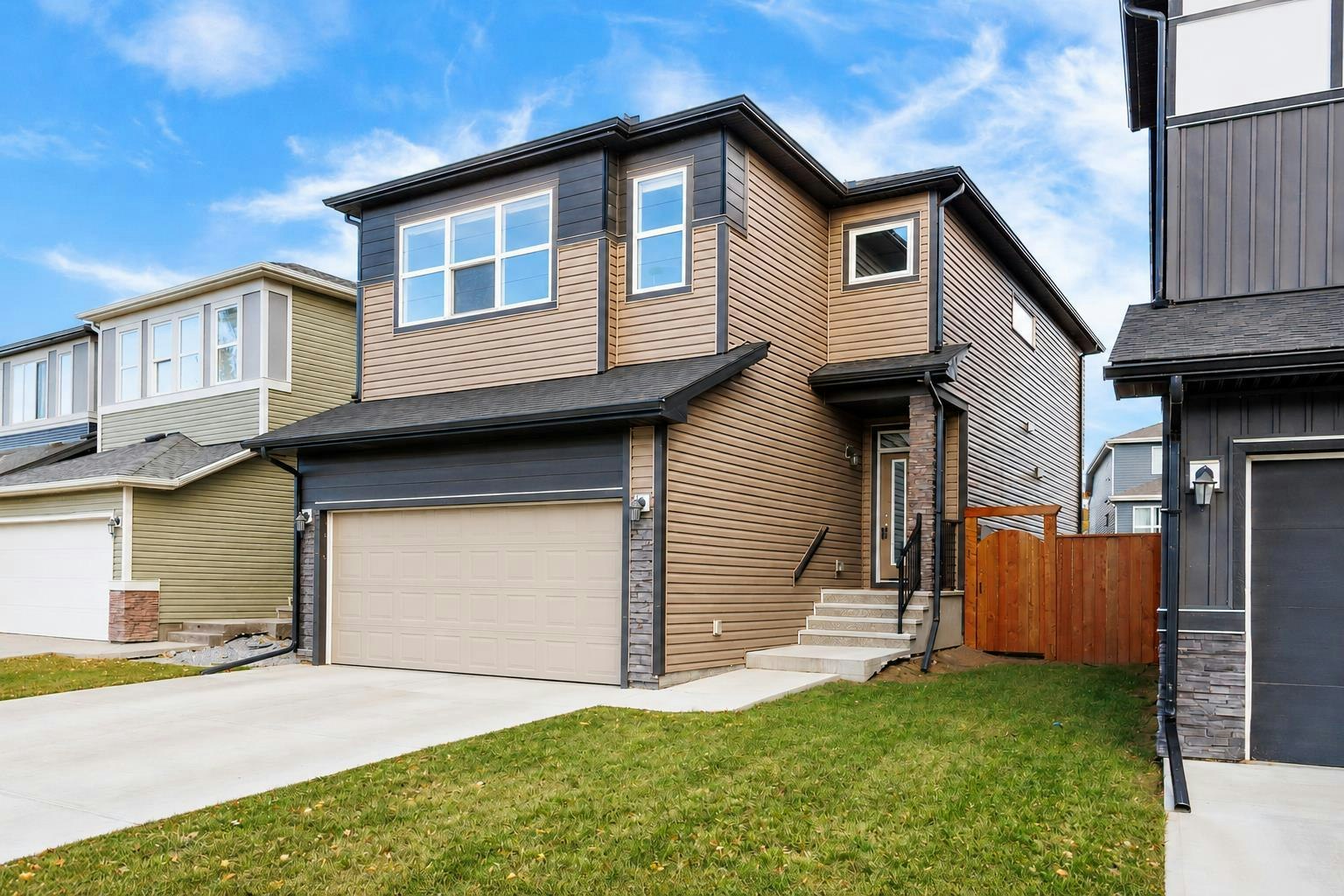 62 Wolf Hollow Way SE, Calgary, AB, T2X 1T8