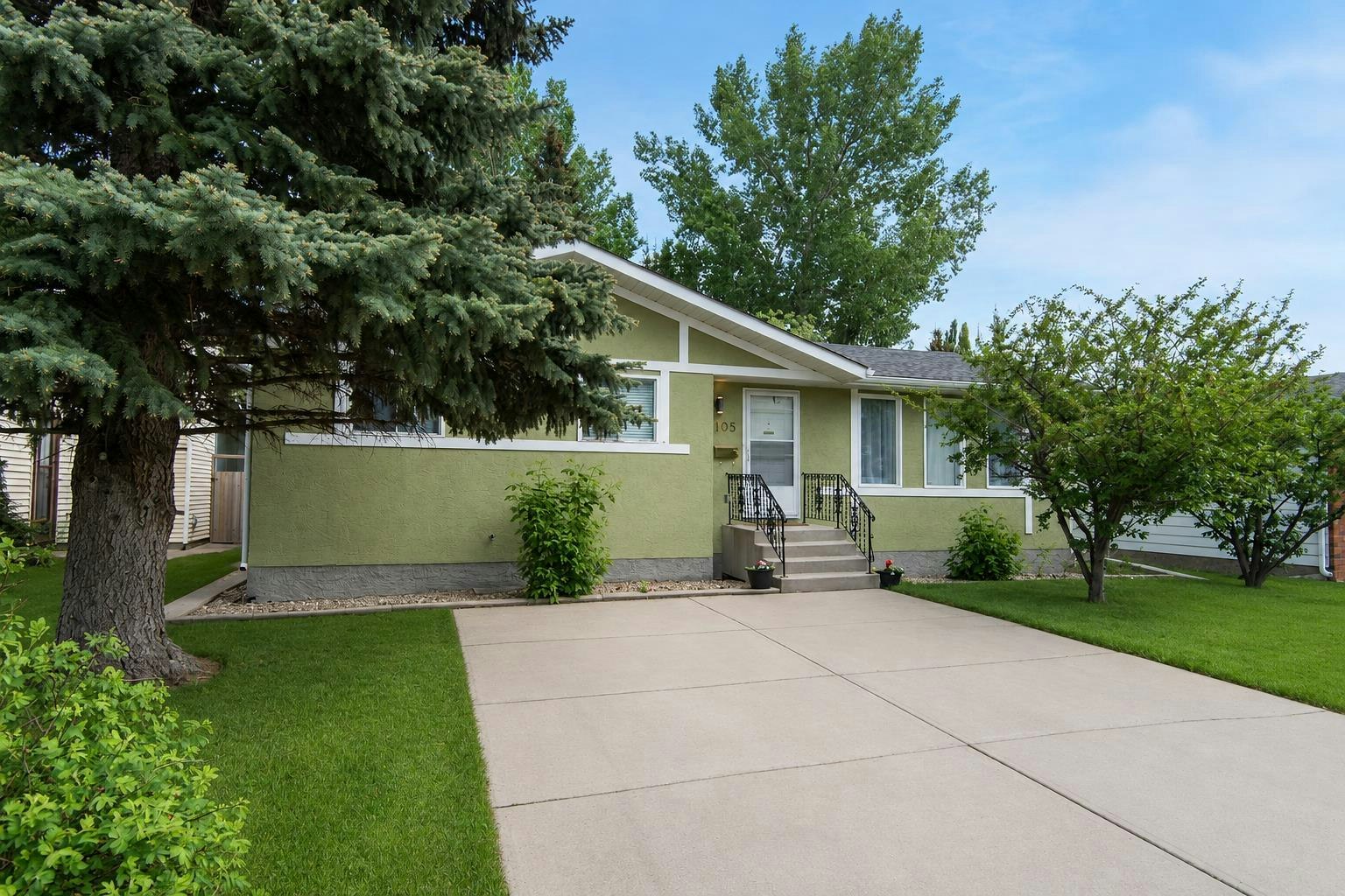 105 Bell Street, Red Deer, AB, T4R 1L6