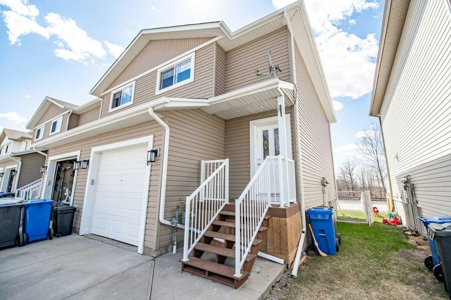6-2002 22 Avenue, Bowden, AB, T0M 0K0