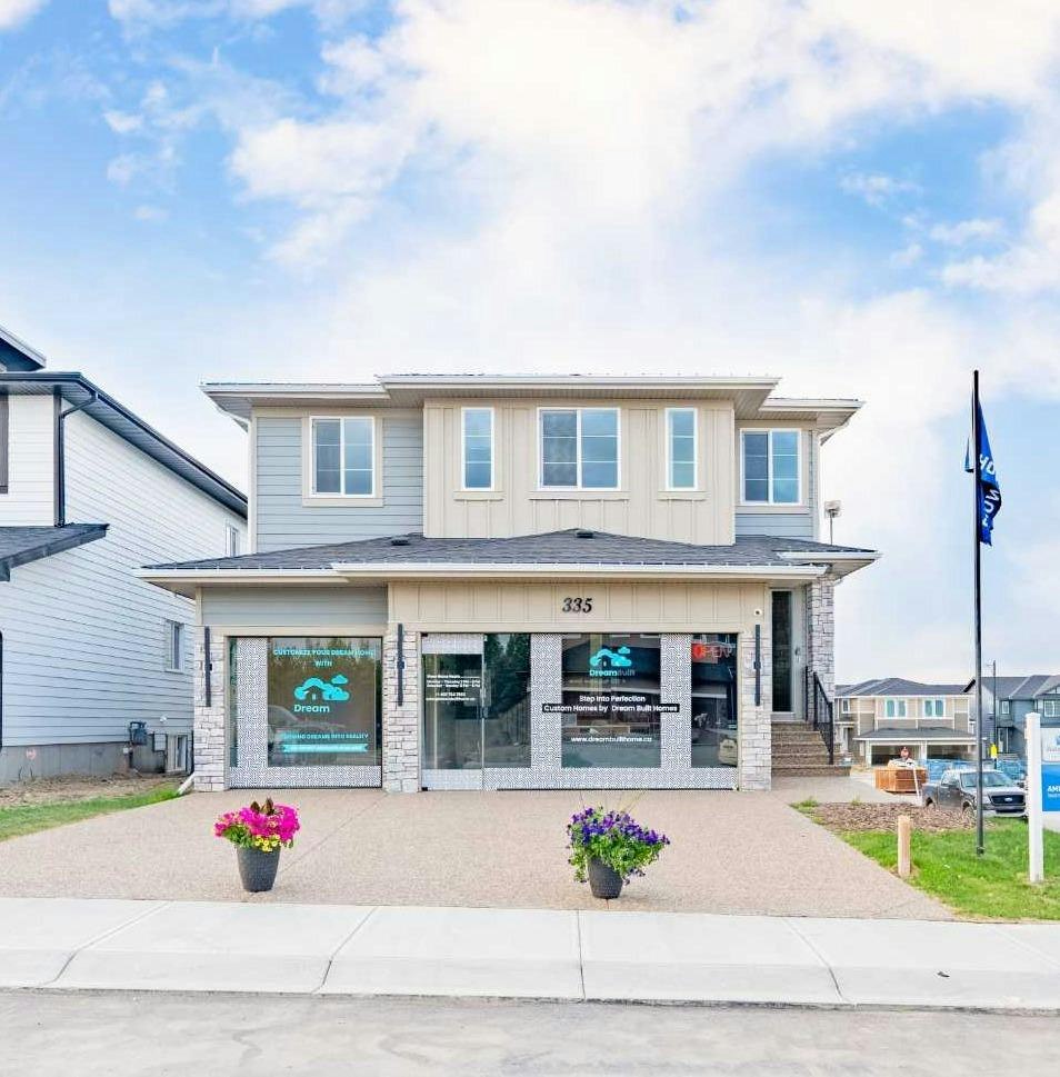 335 Waterford Grove, Chestermere, AB, T1X 2T9