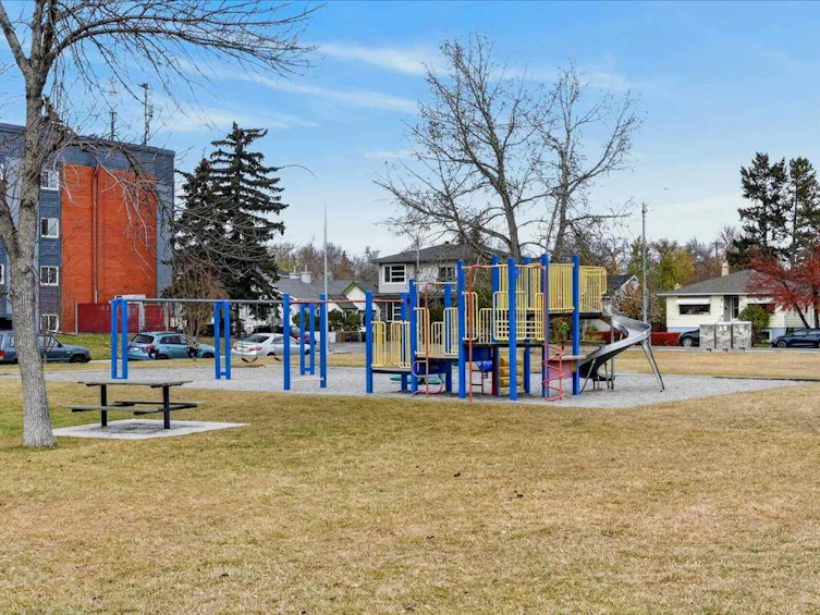 401-607 7 Avenue NE, Calgary, AB, T2E 0N4 - 24