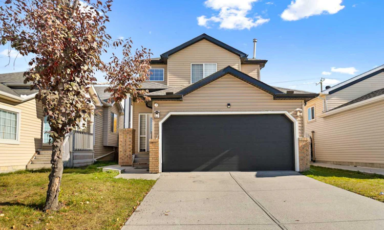 6 Martin Crossing Way NE