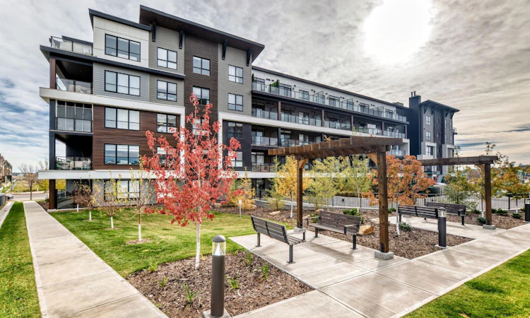 8212-1802 Mahogany Boulevard SE