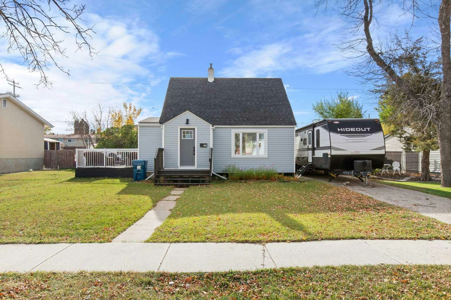 620 Broadway Avenue E, Redcliff, AB, T0J 2P0