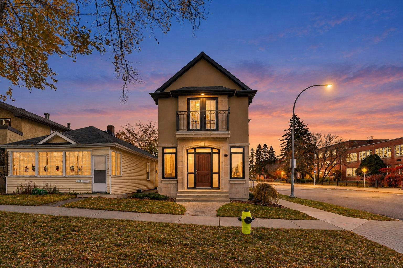 137 11 Avenue NW, Calgary, AB, T2M 0B7