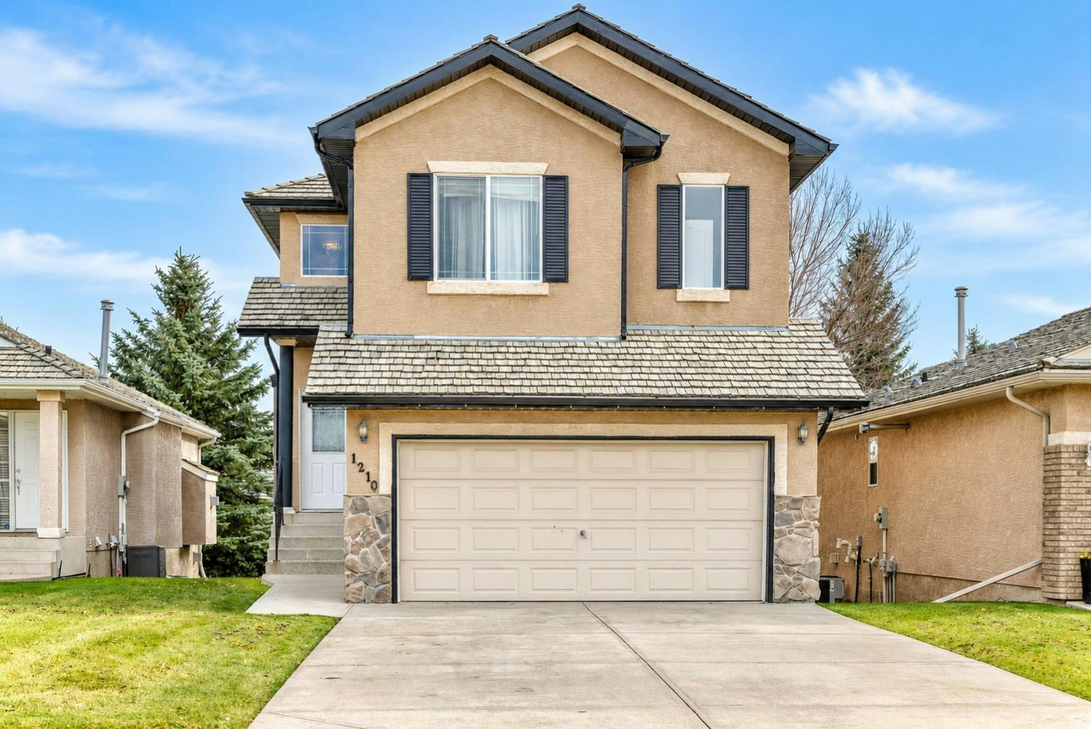 1210 Harvest Hills Drive NE, Calgary, AB, T3K 5B3