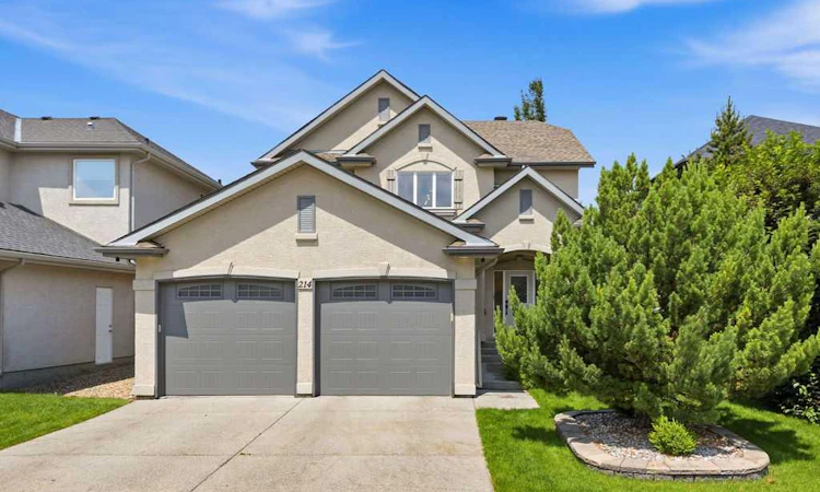 214 Cranleigh View SE