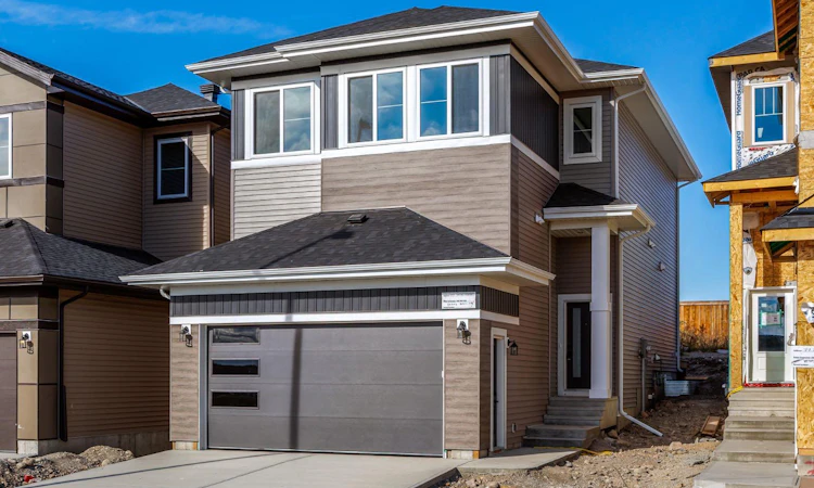 73 Topaz Place