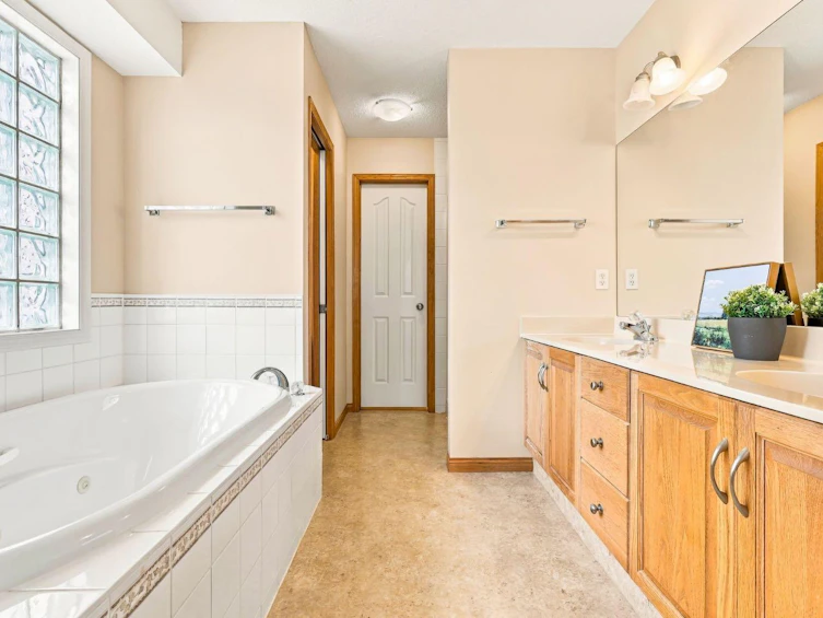 371 Banister Drive, Okotoks, AB, T1S 1X9 - 28