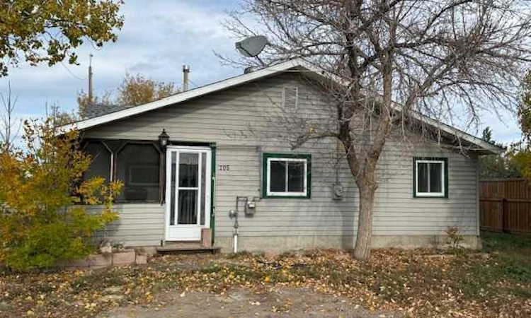 105 Farrar Street