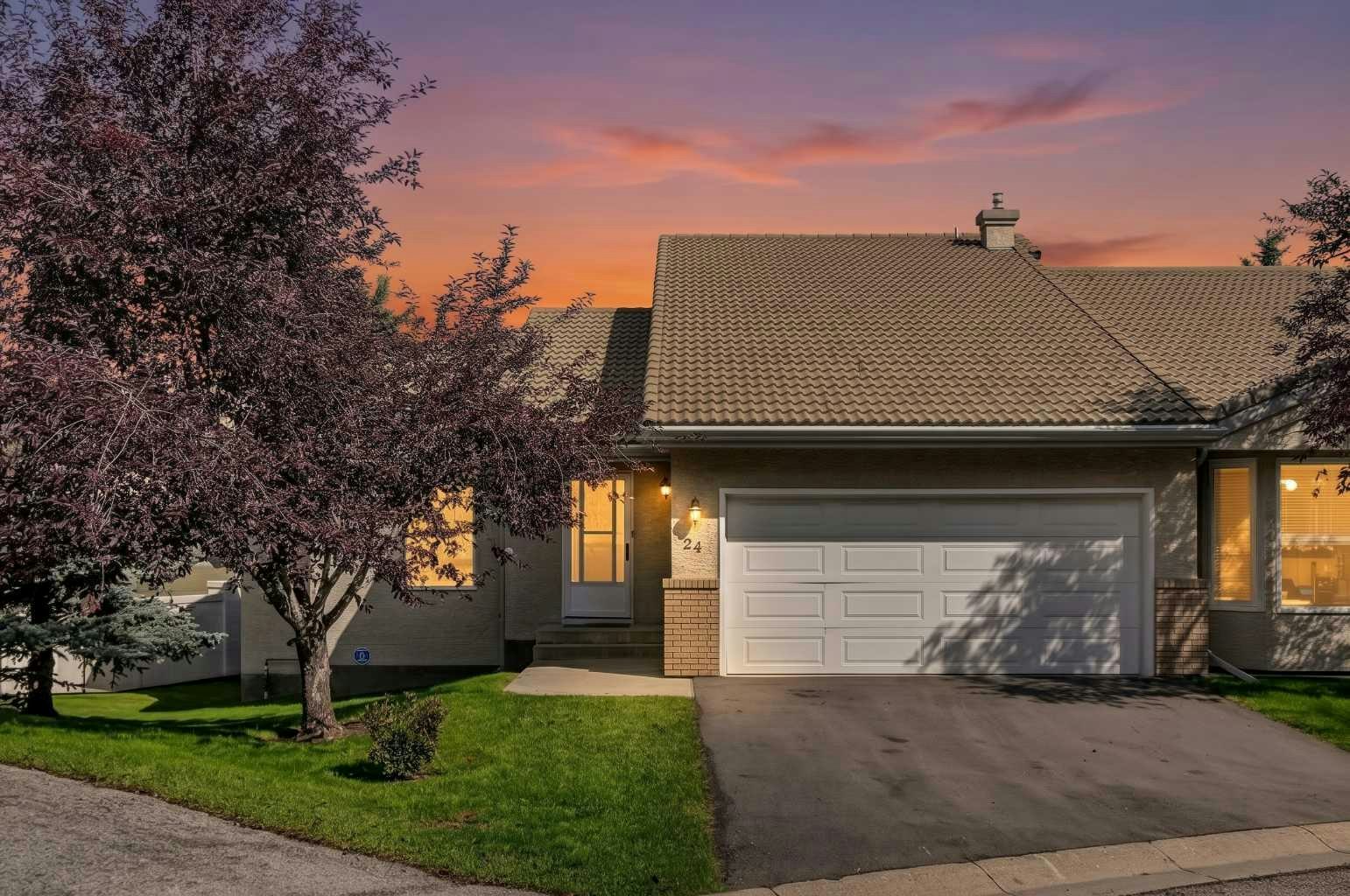 24-5790 Patina Drive SW, Calgary, AB, T3H 2Y5