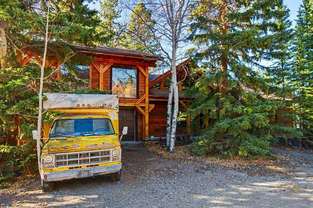 901 15 Street, Canmore, AB, T1W 0A1